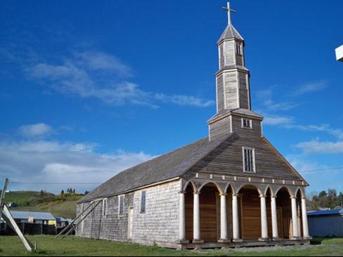 Iglesias de la Isla Lemuy