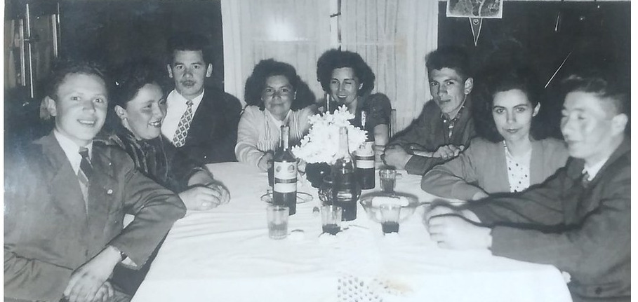 Celebración de matrimonios, cumpleaños y reuniones de agrupaciones Familia Díaz Sobarzo